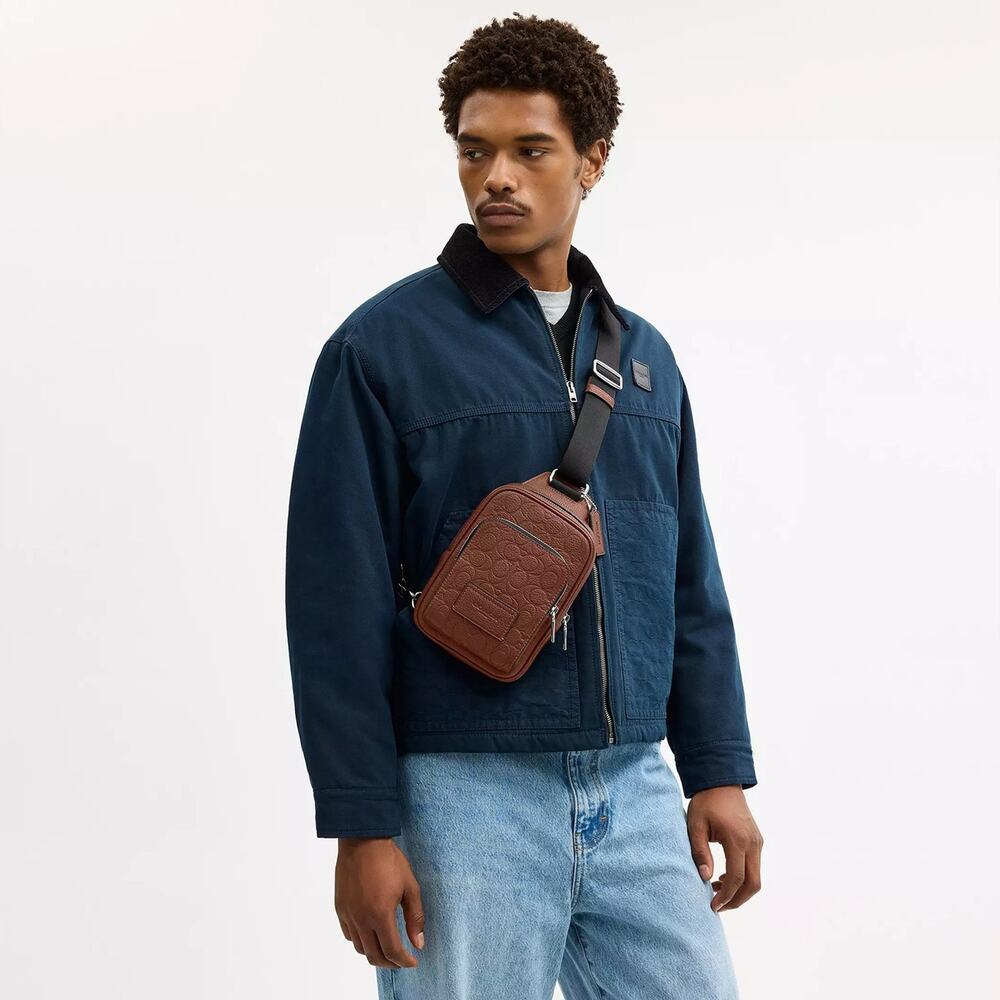 ❤️ Coach Racer Sling Pack In Signature Leather - Picture 4 of 11